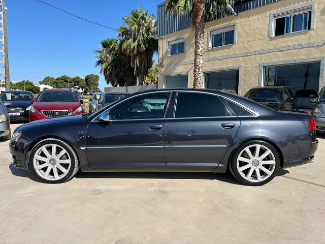 AUDI S8 QUATTRO 5.2 V10 AUTO SPANISH LHD IN SPAIN 73000 MILES STUNNING 2006